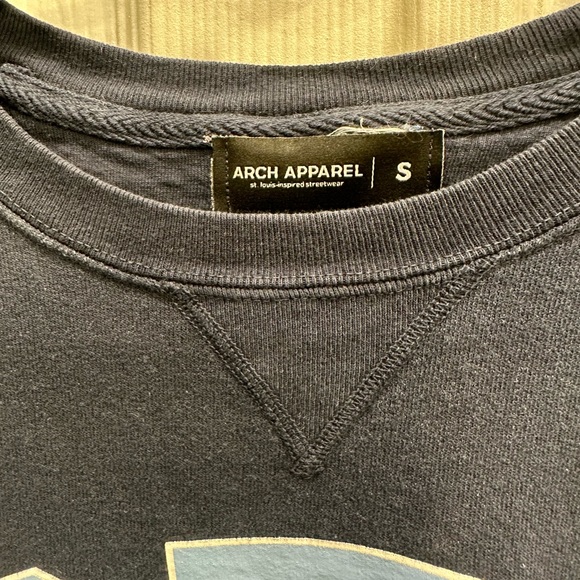 Champion/ STL / Crew Neck Pullover - Picture 2 of 4
